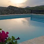 Igraliste Mirakul Apartment Seget Vranjica