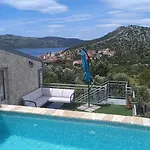 Apartment Igraliste Mirakul