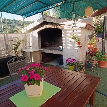 Igraliste Mirakul Διαμέρισμα Seget Vranjica